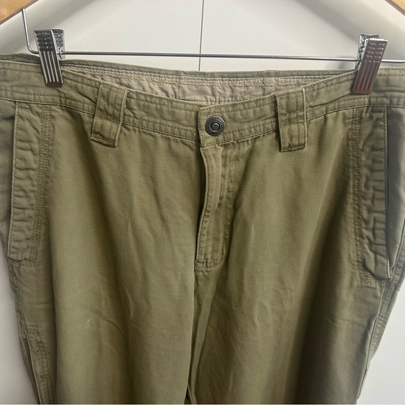 Men's Olive Cargo Pants - Picture 5 of 9